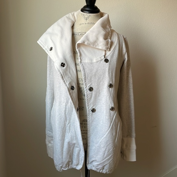 Lululemon | Gratitude Wrap *No size tag* - Picture 7 of 16